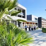 Aparthotel Golden Tulip