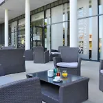 Golden Tulip Aparthotel 4*