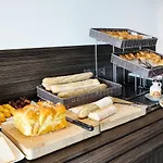 Golden Tulip 4*