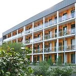 Golden Tulip 4*
