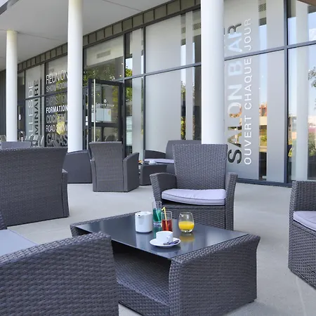 Golden Tulip Suites- Pornic