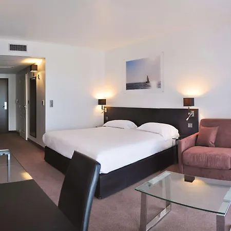 Golden Tulip Suites- 4* Pornic