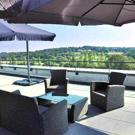 Hotel apartamentowy Golden Tulip Suites- 4*
