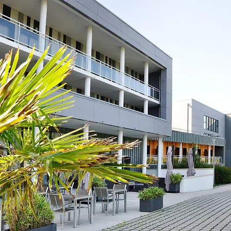 Golden Tulip Suites- Pornic