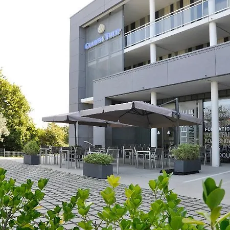 Appart hôtel Golden Tulip Suites- Pornic