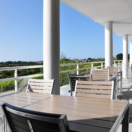 Appart hôtel Golden Tulip Suites-