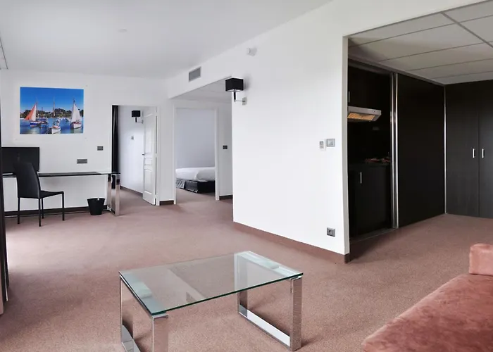 Golden Tulip Suites- 4* Pornic