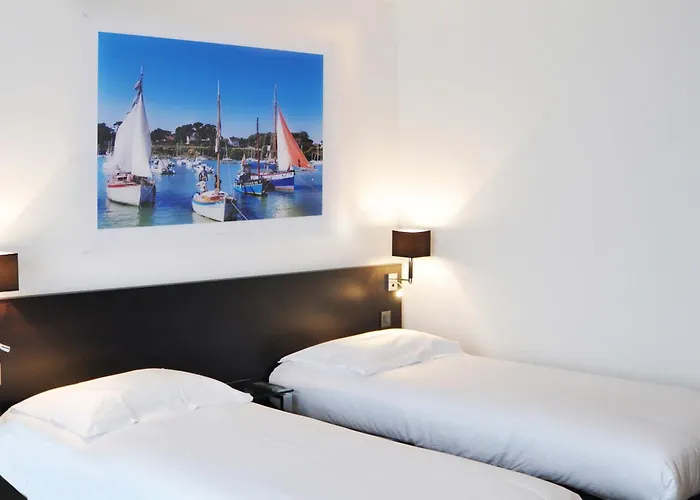 Golden Tulip Aparthotel 4*